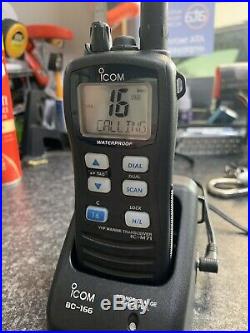 ICOM IC-M71VHF waterproof portable marine/boat radio. Excellent condition